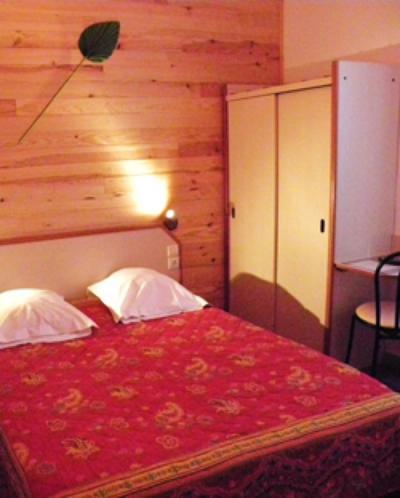 Hotel La Croix De Malte La Ciotat Room photo